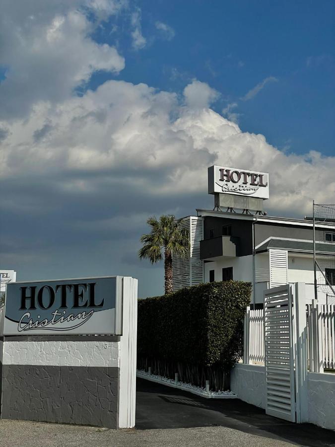 Hotel Cristian Giugliano In Campania Dış mekan fotoğraf